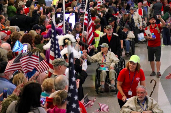 ATWairport's tweet image. Welcome Mission 45 @OldGloryFlight back home Wednesday, May 23 at 7:30 p.m. at the #Airport! Parking is free for anyone attending the celebration. Learn more: bit.ly/2rMTsta #Veterans #HonorFlight
