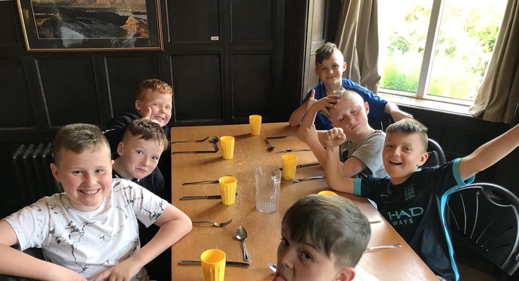 NSMrTarpey's tweet photo. All arrived Safe and sound. Tucking into our teas!! #nsprimary https://t.co/a8vrmYIHGM