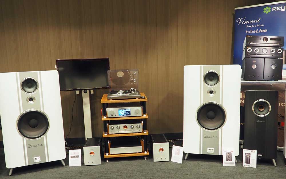 JulioMiravalls's tweet photo. Bitácora de ayer:@AVMExperience en Madrid, hasta mañana. Redescubrir el sonido a lo grande
 https://t.co/NLLYEe2ThB https://t.co/95P3gxC77H