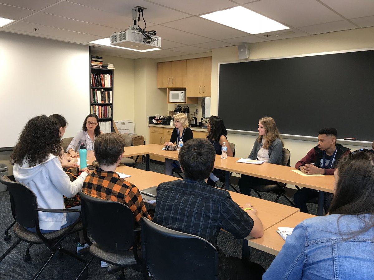 PSRastronomer's tweet photo. PSC Capstone @WestVirginiaU is going on now and we have students visiting from PA, CA, FL, WI, MD, DC, and WV! https://t.co/eHvr4wclwk