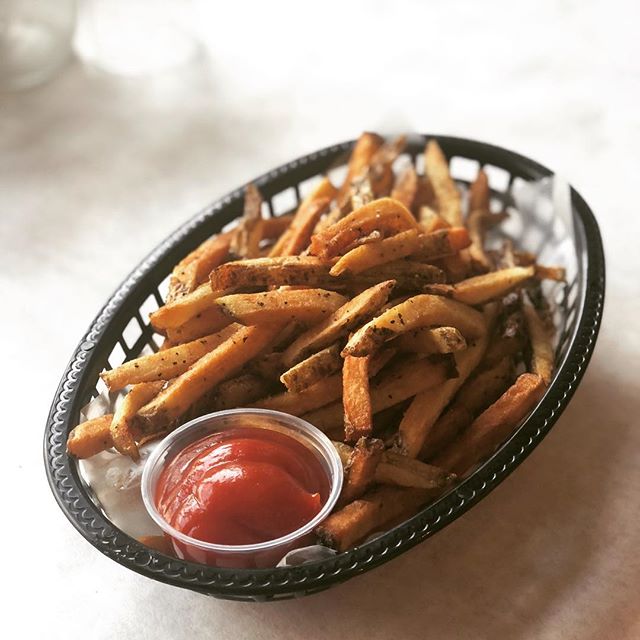 Brewshot's tweet photo. Exercise? We thought you said EXTRA FRIES 🍟 😋 #enjoy #happyfriday
#friday #tgif #foodporn #foodie #yummy #Hoboken #jerseycity #food #lunch #dinner #followforfollow #follow #likesforlikes #likes #bar #drinks #weekend #menu #NewJersey https://t.co/hMV9wxsg91