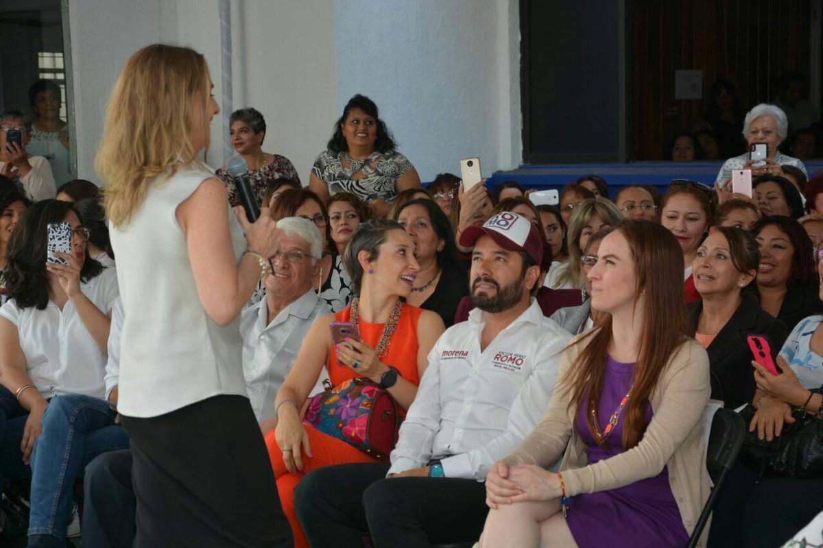 vromog's tweet photo. Hoy junto a Beatríz Gutiérrez Müller y compañeras de #MORENA escuchamos la voz de la fuerza más grande que trabaja por la transformación y construcción del México que queremos: las mujeres! https://t.co/BH46XxwRRb