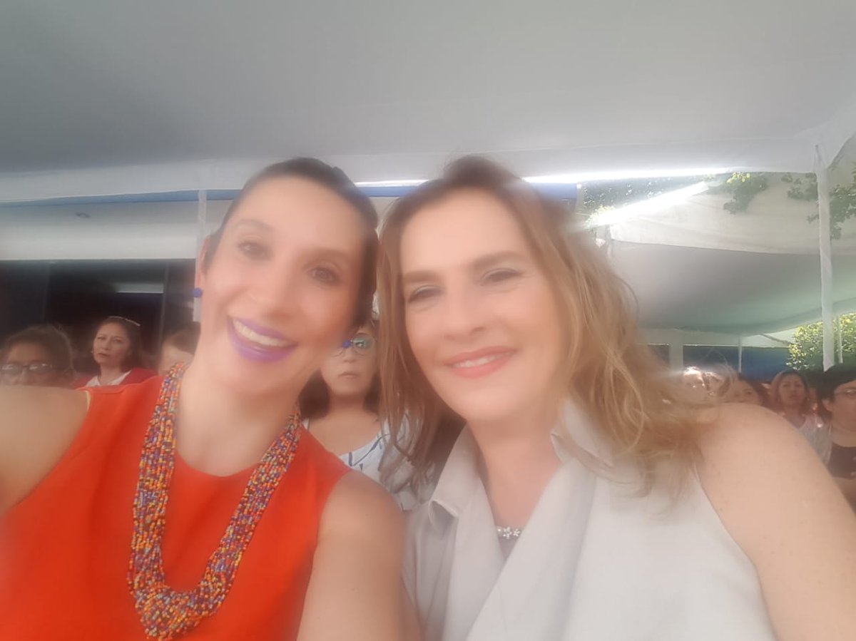 vromog's tweet photo. Hoy junto a Beatríz Gutiérrez Müller y compañeras de #MORENA escuchamos la voz de la fuerza más grande que trabaja por la transformación y construcción del México que queremos: las mujeres! https://t.co/BH46XxwRRb
