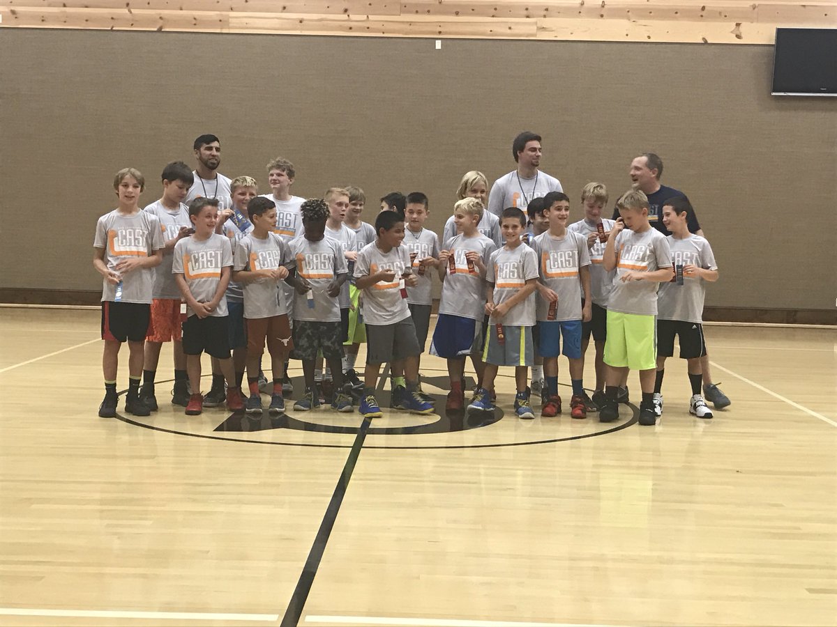 castworkout's tweet photo. 🏀CAST HOOP CAMPS🏀

🏆3-3 mini Hoop Camp June 18-21
Steiner Ranch

🥇Hoop Camp July 9-12
Lakeway https://t.co/V4YH6x0KcO