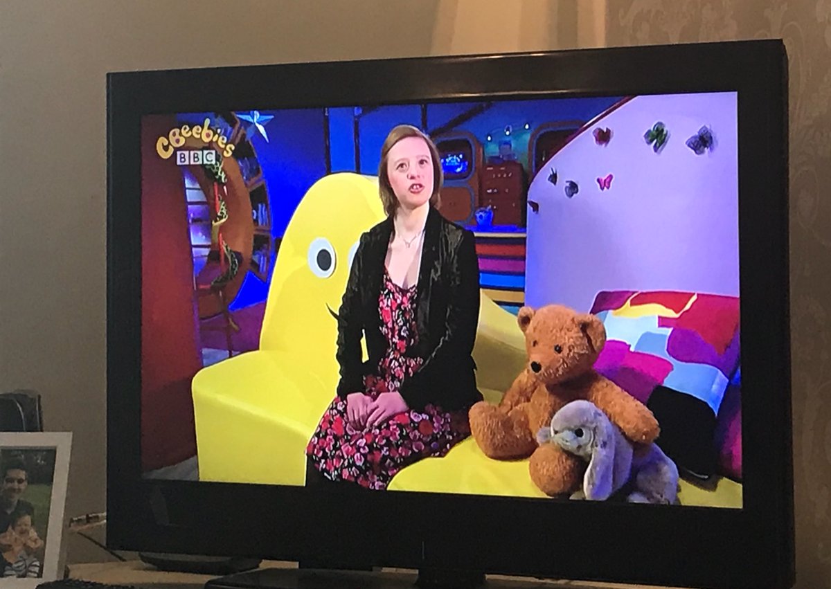 richyd89's tweet photo. @sarah_gordy Lennox and I loved the bedtime story tonight! @mencap_charity https://t.co/rGjcGAhtMJ