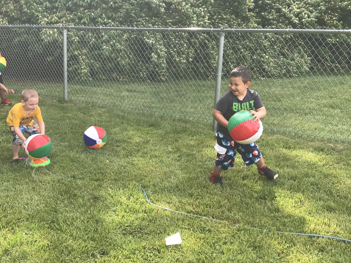 MsHadleysClass's tweet image. Water day fun!