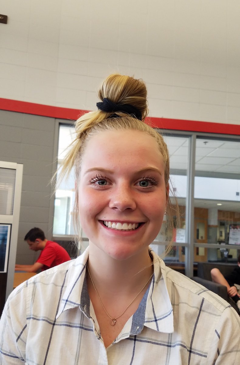 JNorkosky's tweet photo. Remember Cindy Lou Hoo from HooVille? Well this is her now... https://t.co/J2NS6BpFVy