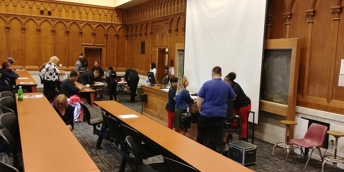spongmg's tweet photo. Getting ready to start the #SYEP2018 worksite orientation meeting at @ecc. #empoweringcommunities #ChangingLives @716UrbanLeague @ccbuffalo https://t.co/4rmwNbGOaC