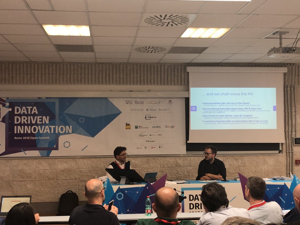 gretacastellana's tweet image. In Rome for giving a talk about #dataviz projects at #datadriven2018. But currently being very excited about the DAF (Data&amp;amp;Analytics Framework) by the @teamdigitaleIT @ITdigitalteam