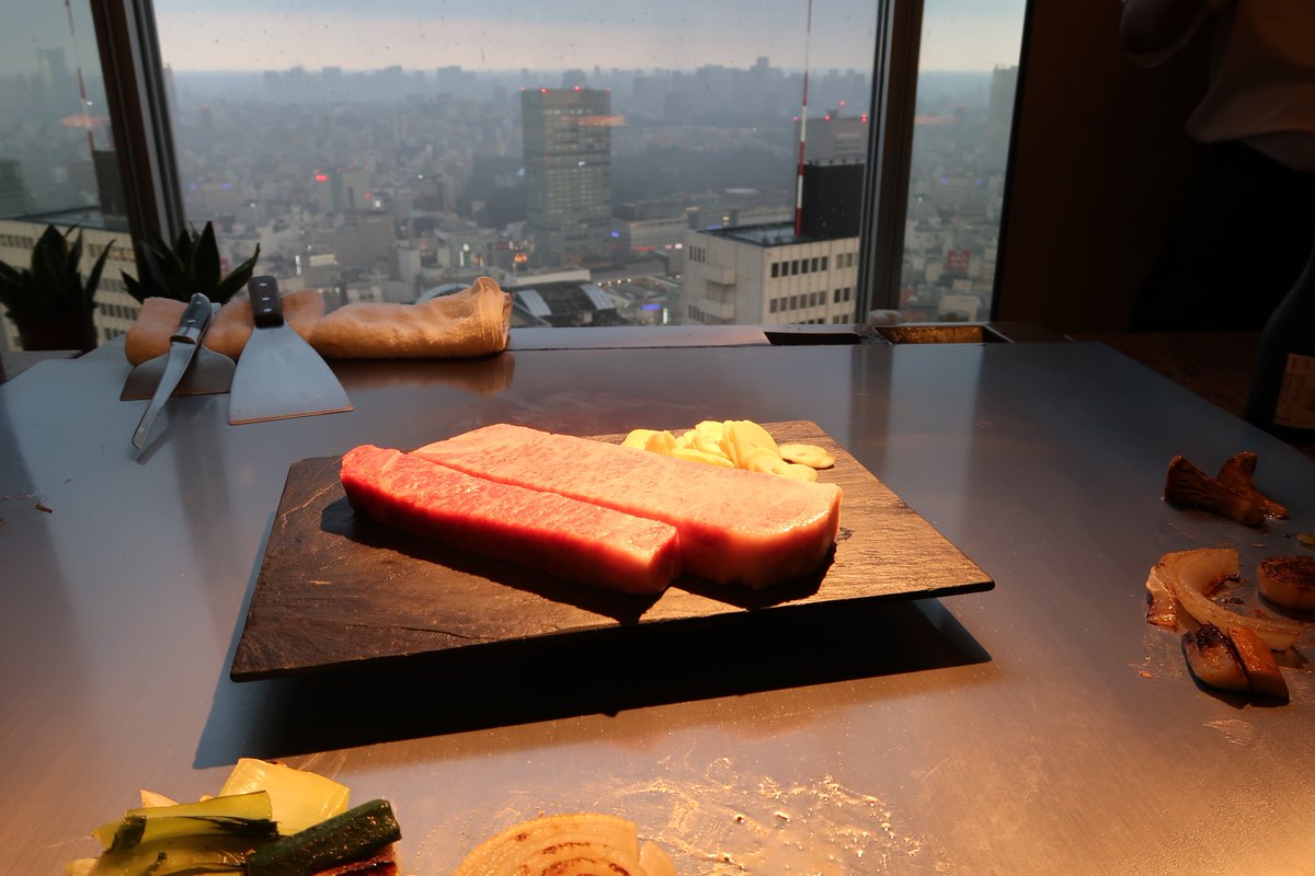 Ichiban_Japan's tweet photo. JEU-CONCOURS
Je fais gagner 2 invitations au restaurant Misono (le meilleur boeuf de Kobe) valables jusqu'au 31 mai 2019 à Osaka, Kyoto ou Kobe 🔥🔥
RT + indique en réponse à ce tweet les dates de ton voyage prévu !
(Je fais aussi gagner 4 autres invitations sur FB et Instagram) https://t.co/b9W6gwrap8