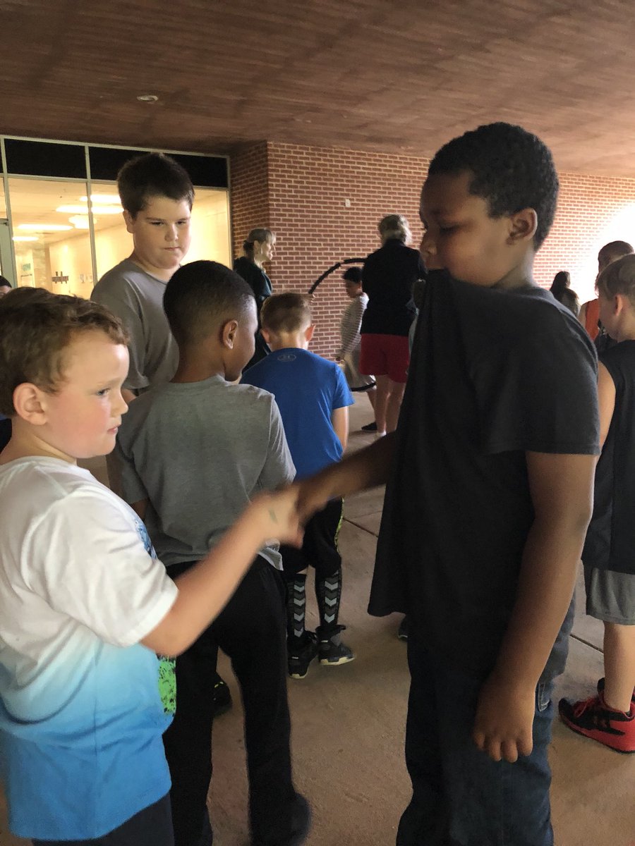 New Vision School tweet media