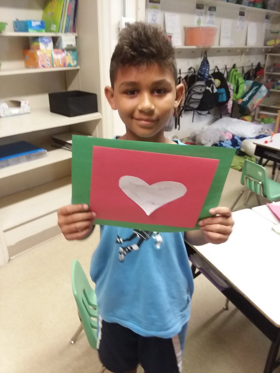 IngersonAnn's tweet photo. Celebrating our last Kindness club by making a kindness quilt. ♡ https://t.co/THK9zekstF