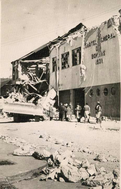 Proyectamemoria's tweet photo. Junto a @somos_aldea @onemichile @munivaldivia y bomberos de Valdivia realizaremos nuevamente una #AlertaDeMemoria para conmemorar el terremoto de 1960 💪#SaberDeMemoria https://t.co/jPmXGdDMpe https://t.co/5ctYqHpX9g