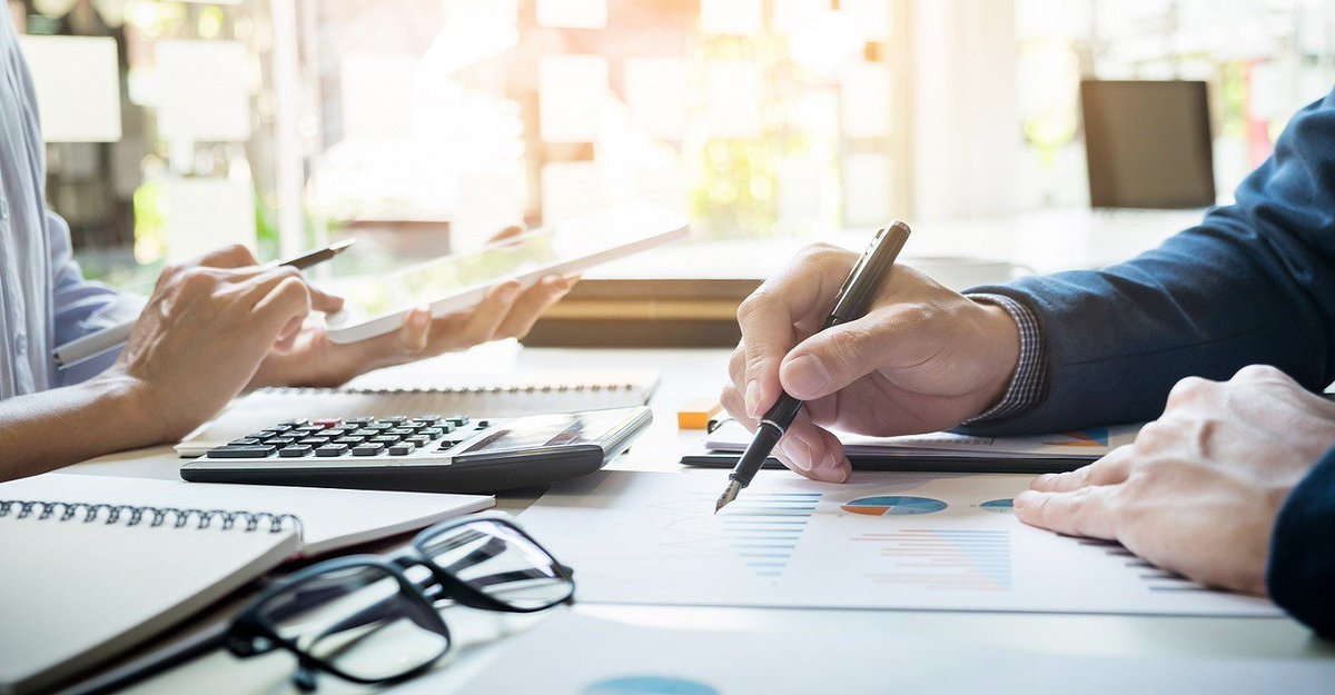 babernathy8's tweet photo. Three things to know about annuities: 
https://t.co/F3DFd4jyYX https://t.co/4CNDSNWPhm