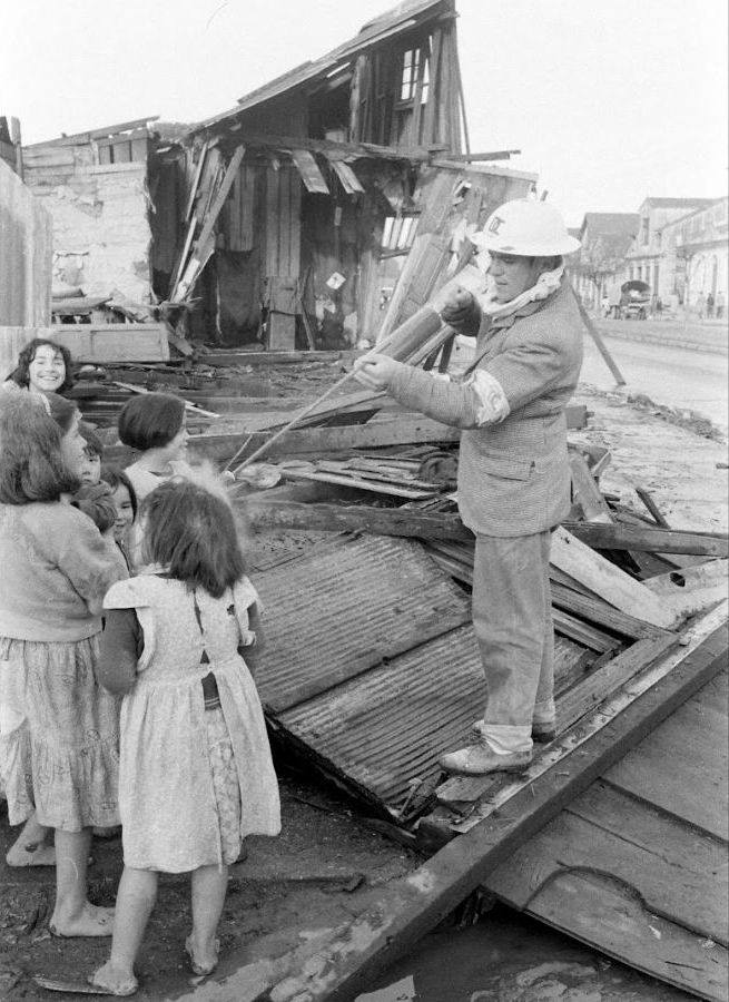 Proyectamemoria's tweet photo. Junto a @somos_aldea @onemichile @munivaldivia y bomberos de Valdivia realizaremos nuevamente una #AlertaDeMemoria para conmemorar el terremoto de 1960 💪#SaberDeMemoria https://t.co/jPmXGdDMpe https://t.co/5ctYqHpX9g