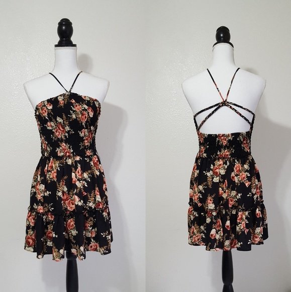 RitaMaesResale's tweet photo. So good I had to share! Check out all the items I'm loving on @Poshmarkapp #poshmark #fashion #style #shopmycloset #studio1940 #bdarlin #womanwithin: https://t.co/U6CBD0uT7M https://t.co/0lEbCYBkZN