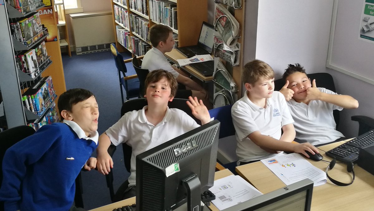 StirlingLibs's tweet photo. Phew!! Two more #Coding workshops this afternoon with @CallanderP at #CallanderLibrary this afternoon. Thank you for coming P6 - you were all absolute stars 🌟 #OffThePage2018 #lovedigital #Scratch #NDLW18 https://t.co/7VSGVA9Ky6