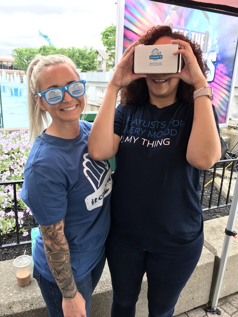 gauxlego's tweet photo. Partnership is our thing! Supporting our first responders and #itcanwait efforts at Kings Island! #NWVibes #firstnet 👏🏽👏🏽👏🏽 https://t.co/xhZX27EUvu
