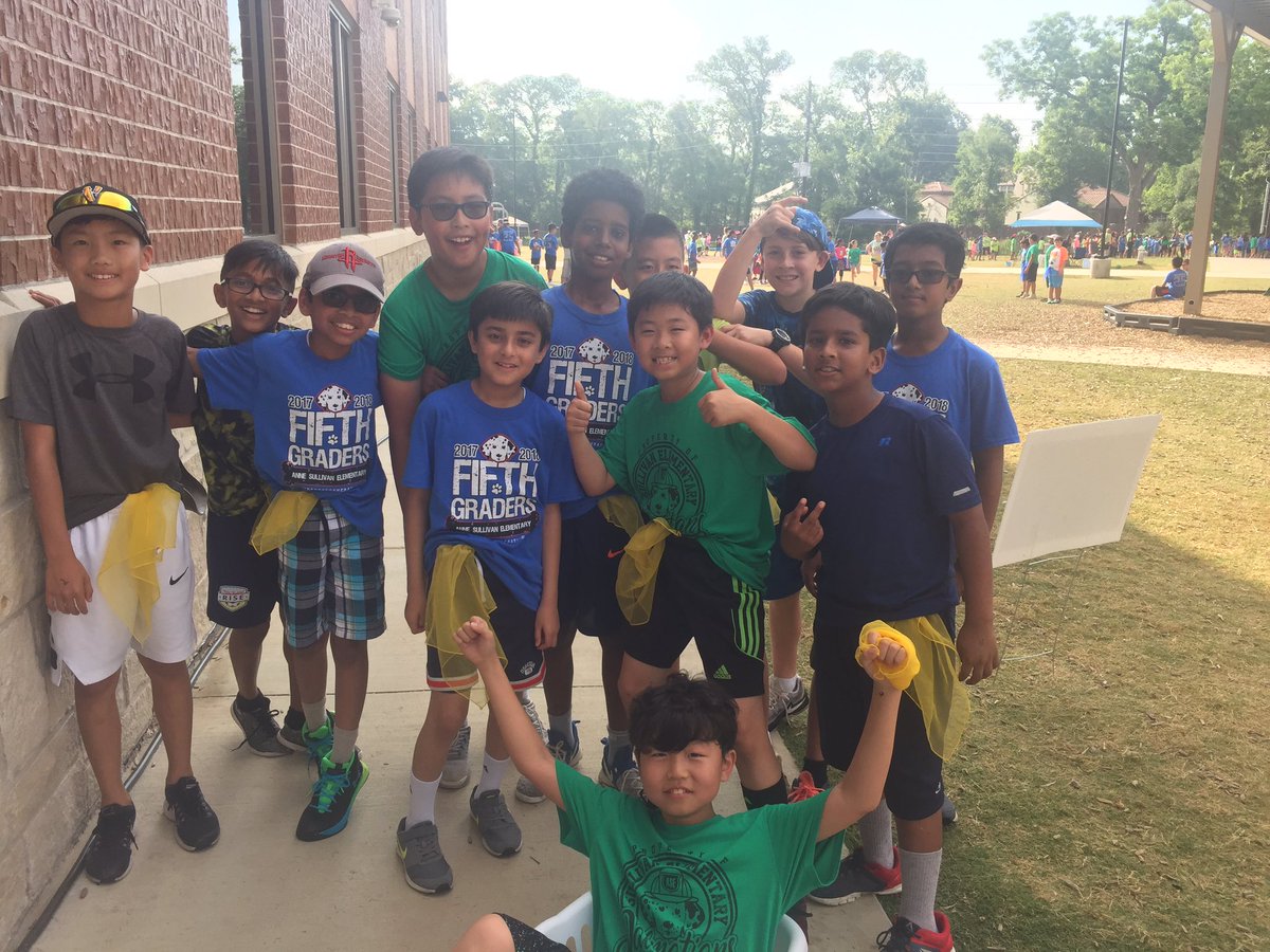ChristyMcComb's tweet photo. #FridayFieldDay @ASE_Dalmatians https://t.co/tk1jOe1jLs
