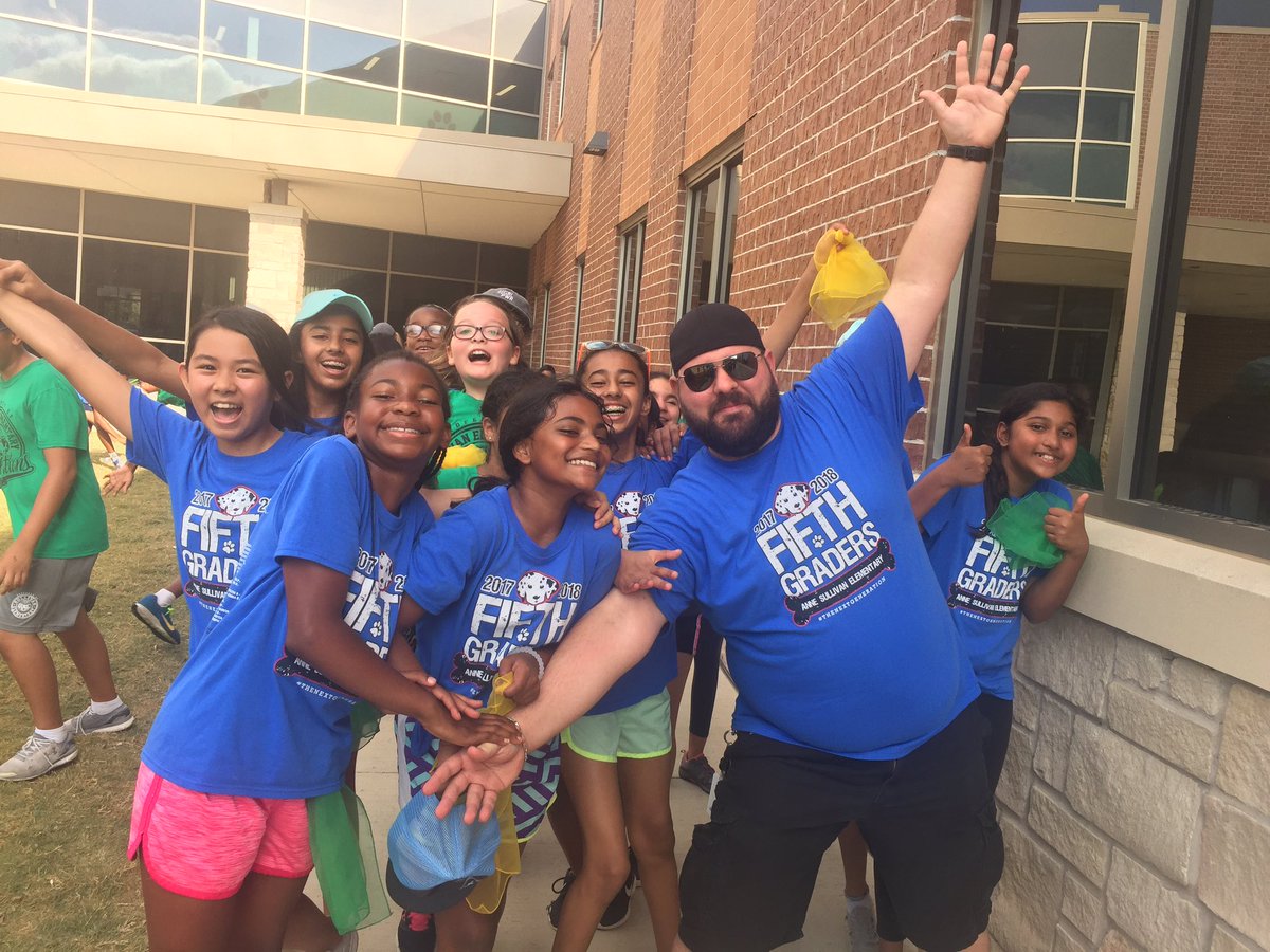ChristyMcComb's tweet photo. #FridayFieldDay @ASE_Dalmatians https://t.co/tk1jOe1jLs