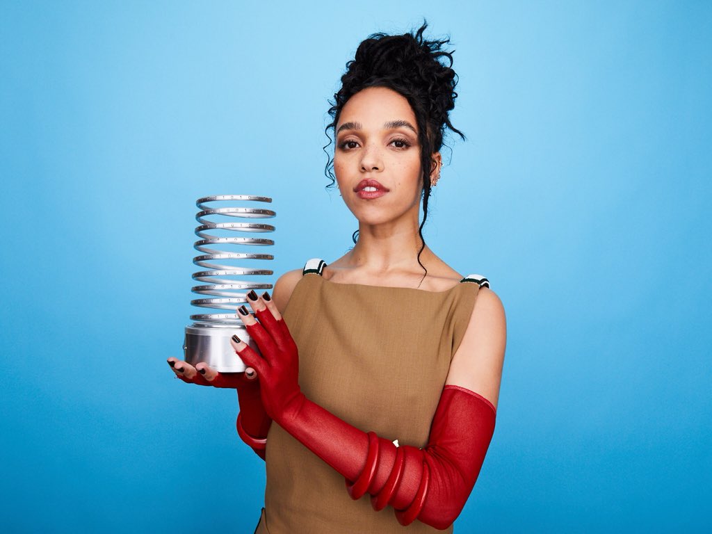 FKAtwigs's tweet photo. so honoured to have won a webby at @TheWebbyAwards, the internet has always been an exciting place for me to express myself.
special thanks to @Artshaman &amp; @intmagicgroup for their work on my website &amp; @suz_p for supporting me in my vision for AVANTgarden xx https://t.co/sZZVHuS4Lx