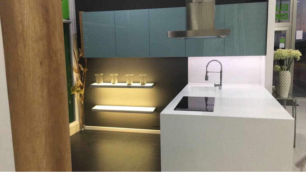 Elenko_Cocinas's tweet photo. ¡Diseña tu propia cocina con nosotros!🤔☺️

#elenkococinas #arquitectura #estilo #personalizacion #sueño #diseño #moderno #Elenko #cocinas https://t.co/ecH5OxaX6f