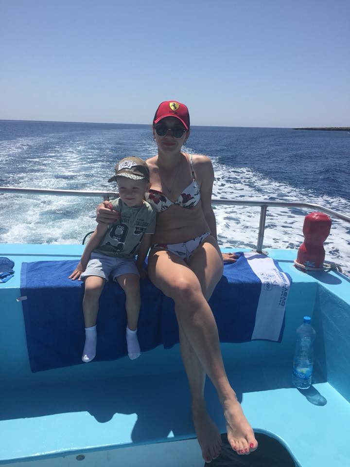 VladVoronov007's tweet photo. Морская болезнь нам не страшна! Голубая лагуна Кипра и гроты - это мечта художника )) https://t.co/EmAqeHBJkX