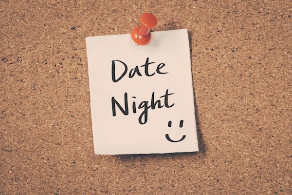 CouplesToyStore's tweet photo. It's Friday! Which means...date night! We are sharing our favorite, low key, date night in...sinfully delicious in more ways than one. https://t.co/qAo1icsClN #datenight #datenightideas #fridaynight #thewomanizer #pizza #pizzaandwine #sexytime #havemoresex https://t.co/z3ILlKxnJJ