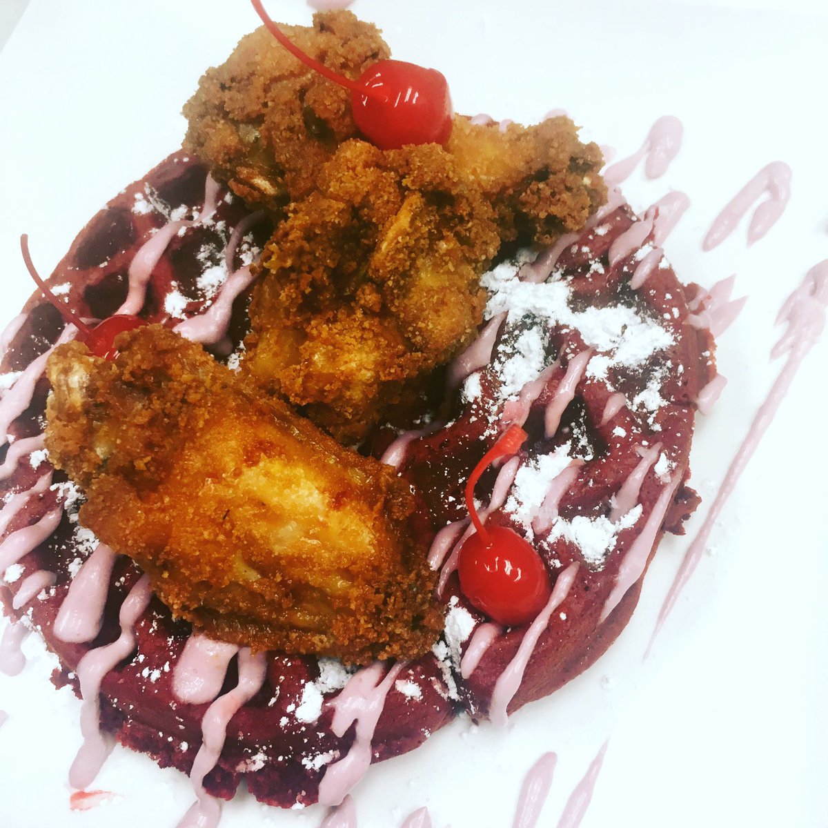 thejollofking's tweet photo. Red Velvet Chicken and Waffles with Zobo Cream Drizzle #chefkwesi #zobo #icametocook #drinkparadise #aha https://t.co/GC8qCRZTMK