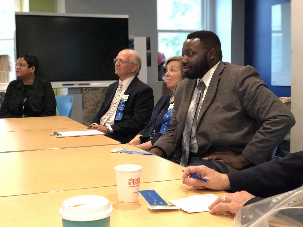 CCAPhilly's tweet photo. Thank you to our generous judges for volunteering your their time and talent to the #CCAScienceFair @CheesyScientist @dwaff @herbgreen100 #jamesguarre https://t.co/ufJcgDcL9z