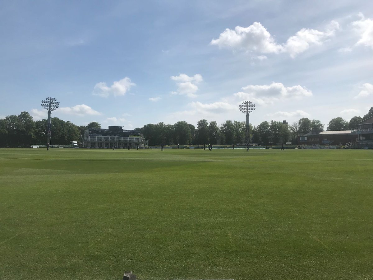 christchurchsu's tweet photo. Now for the @CCSUCricket 1s match against @UKCCricketClub at @kentcricket. Christ Church bowling first.... #TeamChristChurch #CanterburyVarsity #CCCUvarsity https://t.co/POBpmDjr7U