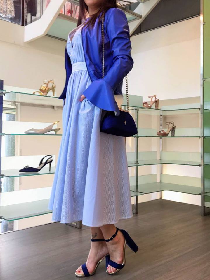 MondoVertice's tweet photo. 🎸🎸🎸🏵️ Abito Mangano Giubbotto pelle super morbida ISA vieni a provarlo in boutique
 Mondo Via Roma 247Torino
 SHOP ON LINE https://t.co/BNaWKn6jIB
 #mangano #mondoviaroma #mondofashion #instastyle #dressoftheday #glamorous #fashion #torino #mondo #allaboutfashion #allthefash https://t.co/FnuHs7v8cs
