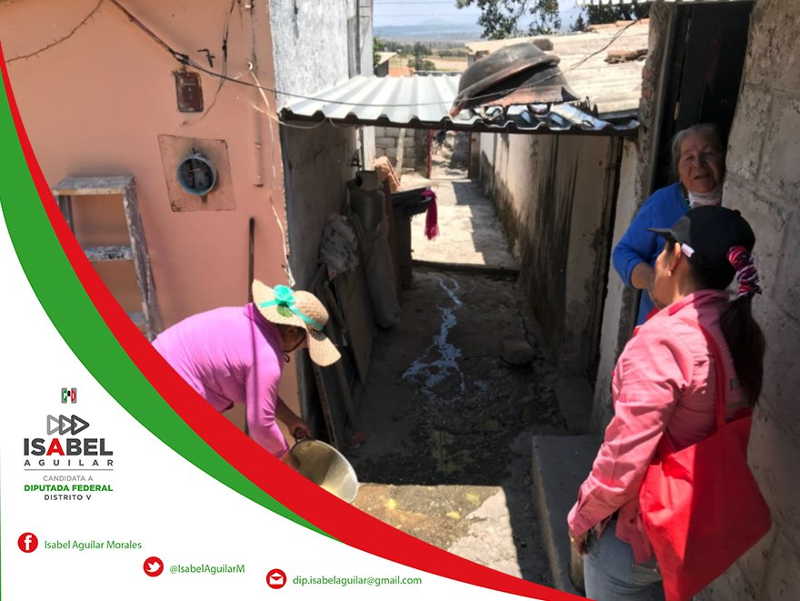IsabelAguilarM's tweet photo. Saludando a viejos amigos visitamos la comunidad de La Muralla, Amealco. #CuentaConmigo https://t.co/WfD1EOEjLP
