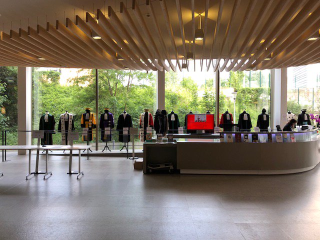BakerFrance's tweet photo. Nous sommes heureux d’avoir été jury aux ateliers du #LabEFB organisés par l’@efbparis, en partenariat avec Hercule - The Legal Tech Agency. Un très grand bravo aux élèves avocats pour leurs réalisations ! Les avocats de demain se forment aujourd’hui. https://t.co/7iEmV8KhO5