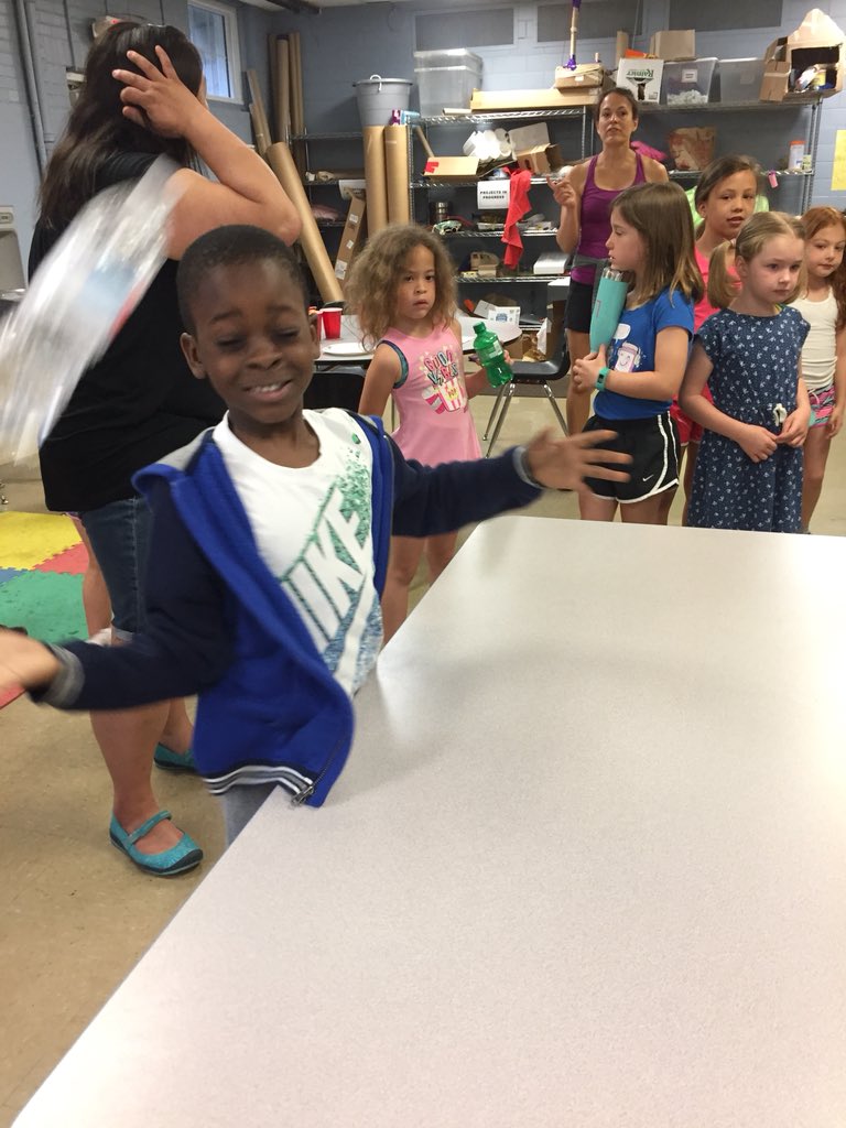 MrsD_FunInFirst's tweet photo. @TillmanSchool  #fieldday Rain won’t stop us!  We brought field day inside!  Station 1:  Minute to Win It. https://t.co/decYrgKkOs