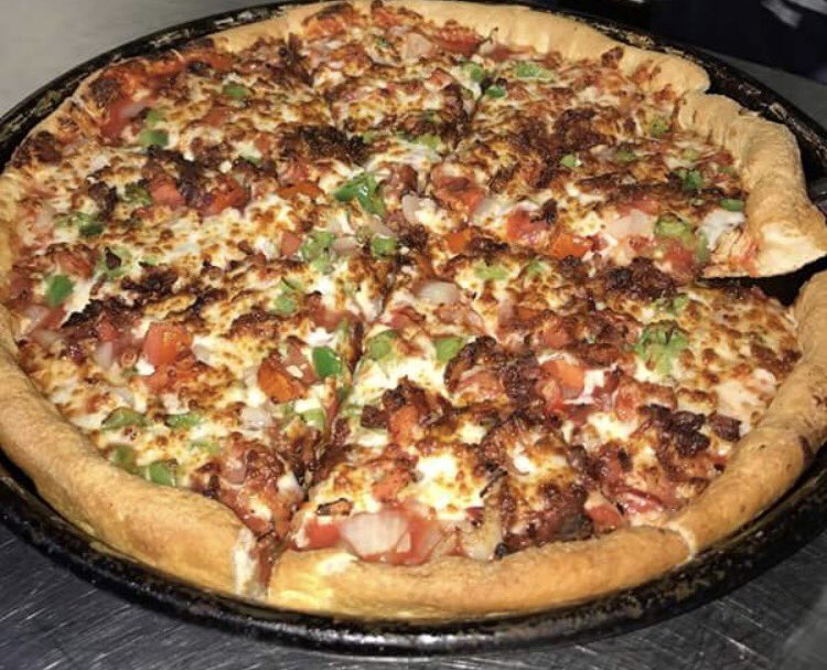 MurrayMrB's tweet photo. It's #FreePizzaFriday! Who wants some pizza?! RT for your chance I win a free large one topping from Mister B's! Must follow to win. https://t.co/b3Bfucn8ZE