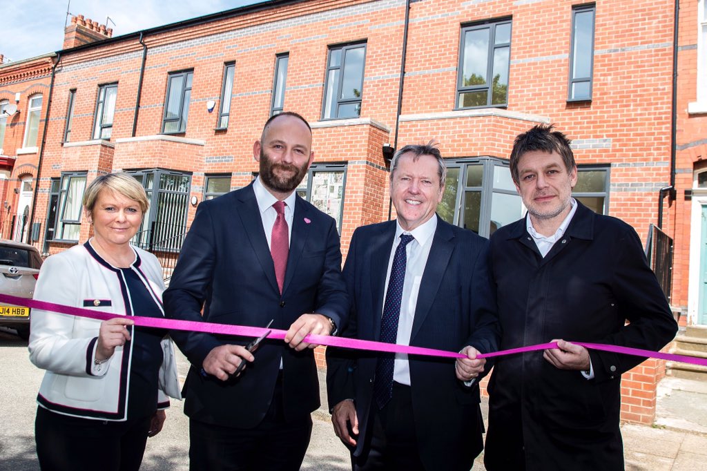 Fantastic launch today of the latest development from @Arconhousing delivering much needed new homes at Humphrey Rd, Trafford with <a href="/BJGallagher53/">Bernard Gallagher</a> <a href="/paul4citymayor/">Paul Dennett</a> Joanne Hyde <a href="/TraffordCouncil/">Trafford Council</a> Chris Neill, Chair of @Arconhousing  <a href="/buildingwithyou/">Tyson Construction</a> #ukhousing #communities