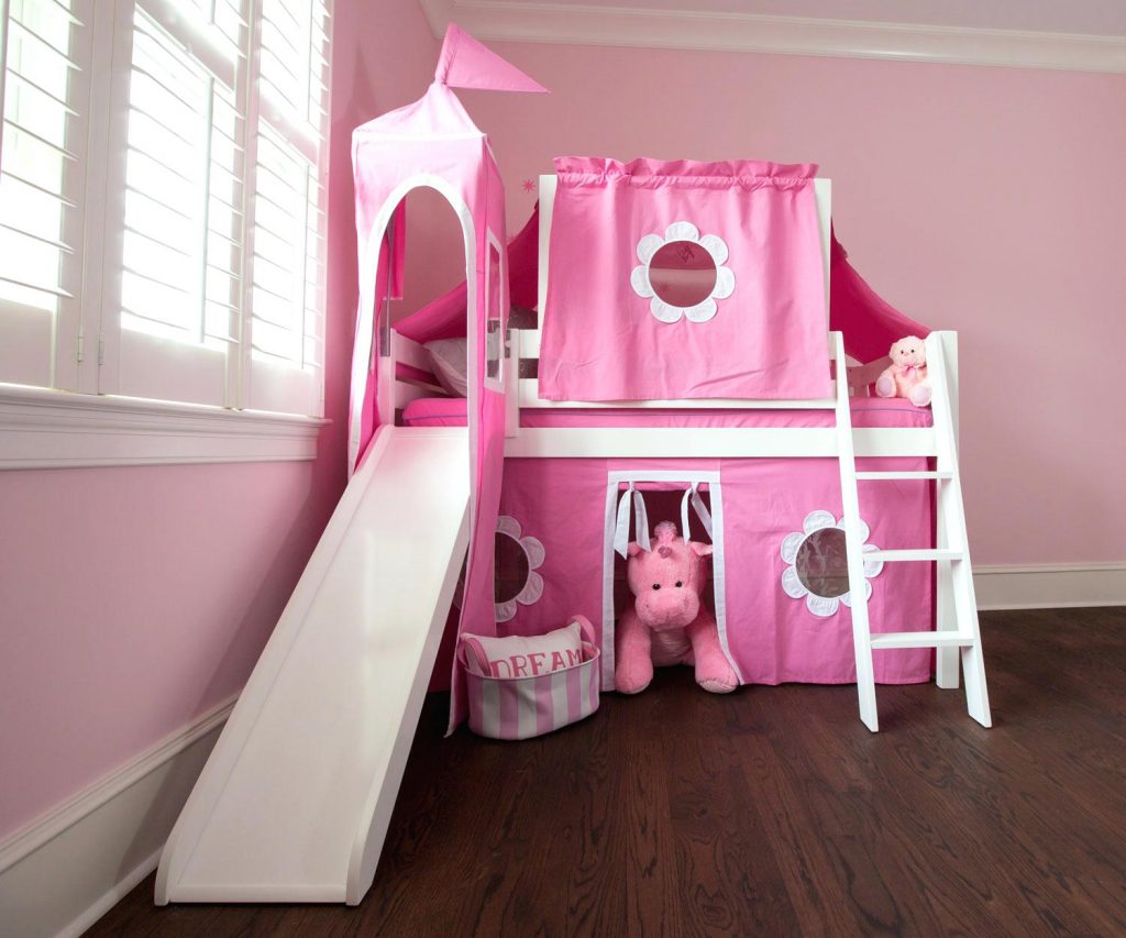 bed_smart's tweet photo. Come rain or shine... we're gonna have some fun time 😊 🎉
Remember this adorable Castle Bed? When playtime outdoors is just not an option; we will have to do something about it, no? 😉#springfun  #playbeds #castle #kids #furniture #longweekend #FridayFeeIing https://t.co/DkrxLolvqb