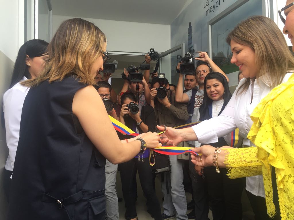 SECOB_Ec's tweet photo. Ing. @JorgeWated junto a @Salud_Ec y @Vice_Ec inician recorrido por el #CSNobol. Otra obra que fortalece la Red de Salud en Guayas. #SaludParaNobol @Presidencia_Ec @Lenin https://t.co/LZGvJwFUHY