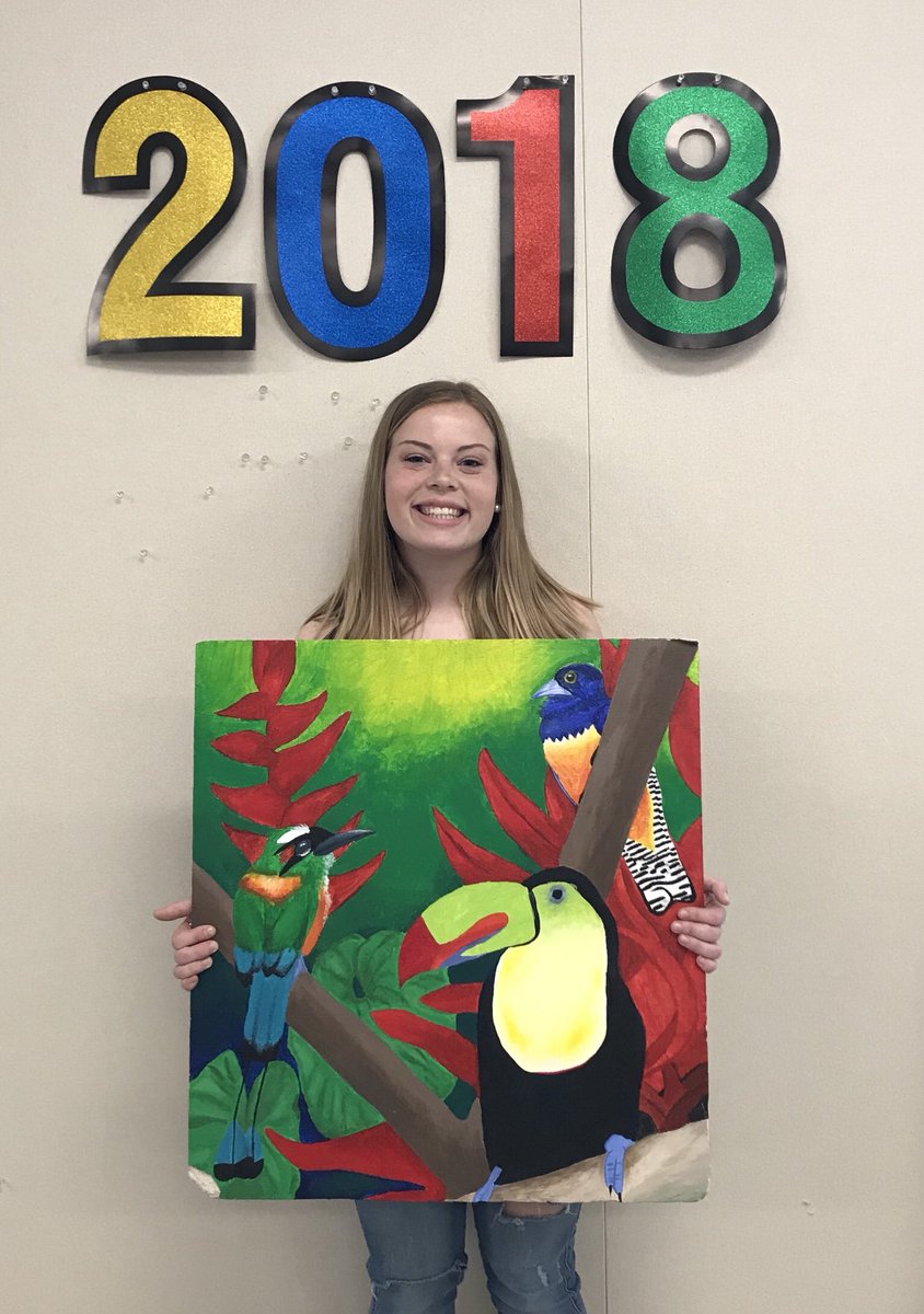 summerrohloff's tweet photo. I’m going to miss my senior artists! #OneRangerNation https://t.co/l1gHs5Jovv