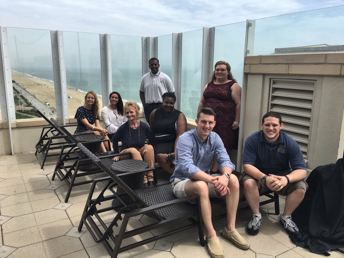 I would like to take a moment to give a quick shout out to this amazing training class.

Thank you for all your hard work and dedication these last two weeks. 

Good luck next week on your first week out on location #VBOPC

#DRTraining #DiamondCareers