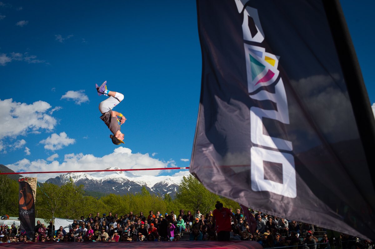 CRT_RegionSud's tweet photo. 📍Direction #Embrun ce week end pour l’@OutdoormixFest sur les rives du Lac de Serre-Ponçon 🧗‍♀️🎸#RideandParty #concerts #OMF2018  #Outdoormixfestival https://t.co/tckuEsUFeq