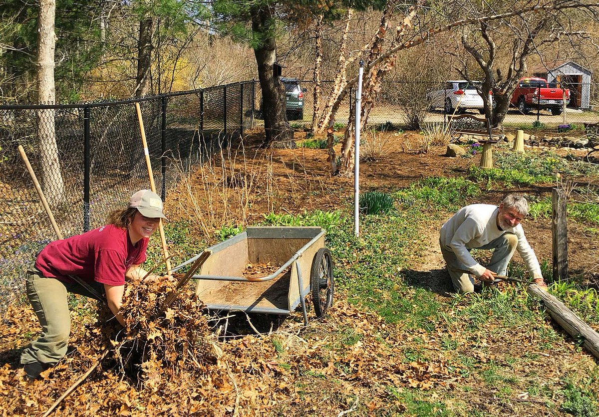 More good news on the farming front in Falmouth MA - new non-profit working to connect our community with the food that we eat  #FarmingFalmouth goo.gl/fMsZUT <a href="/capenewsdotnet/">The Enterprise News</a>