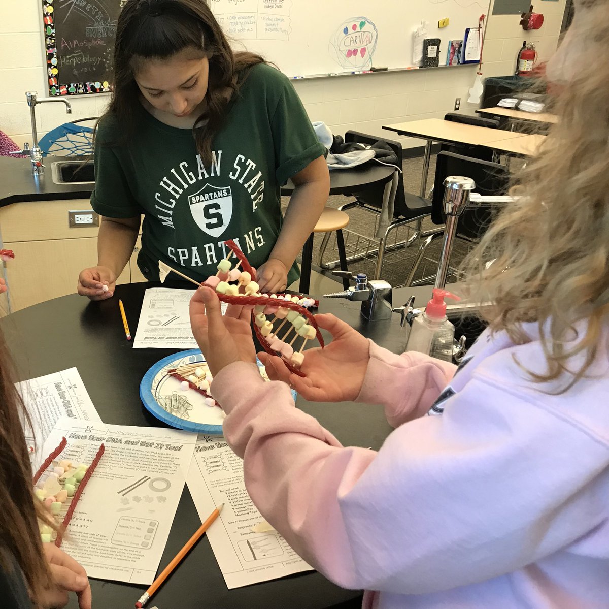 LMSWolfpack's tweet photo. Have your DNA and eat it, too!  #scienceiscool #lmsscience https://t.co/9w9oKKcwnm