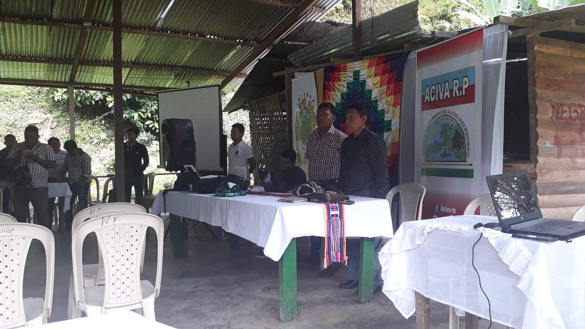 chimiaoficial1's tweet photo. @Encuentro Interinstitucional Pueblos Indigenas de #AcivaRp #Orivac  y la Direccion de Asuntos Indigenas, Minorias y Rom Resguardo Indigenas Nasa Embera Chami  la Delfina comunidad Nasa Kiwe. @ONIC_Colombia @Orivac_Colombia @soydetura @UnidadVictimas @alcaldiaBtura https://t.co/1kPJ8NHBOH