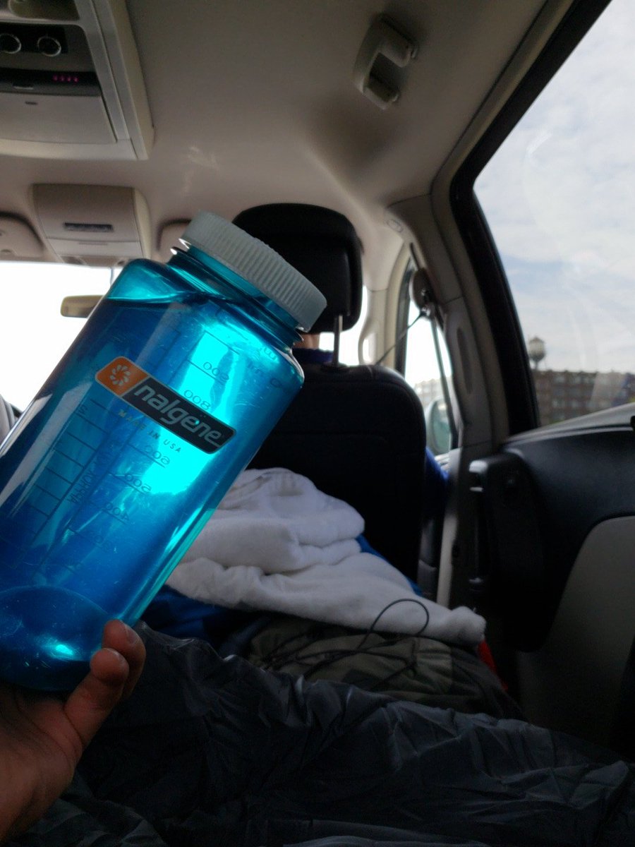 PeterConnolly00's tweet photo. road tripping with my #ecotainer On our way to Colorado and still doing the #365challenge https://t.co/1fuEEOBbjS