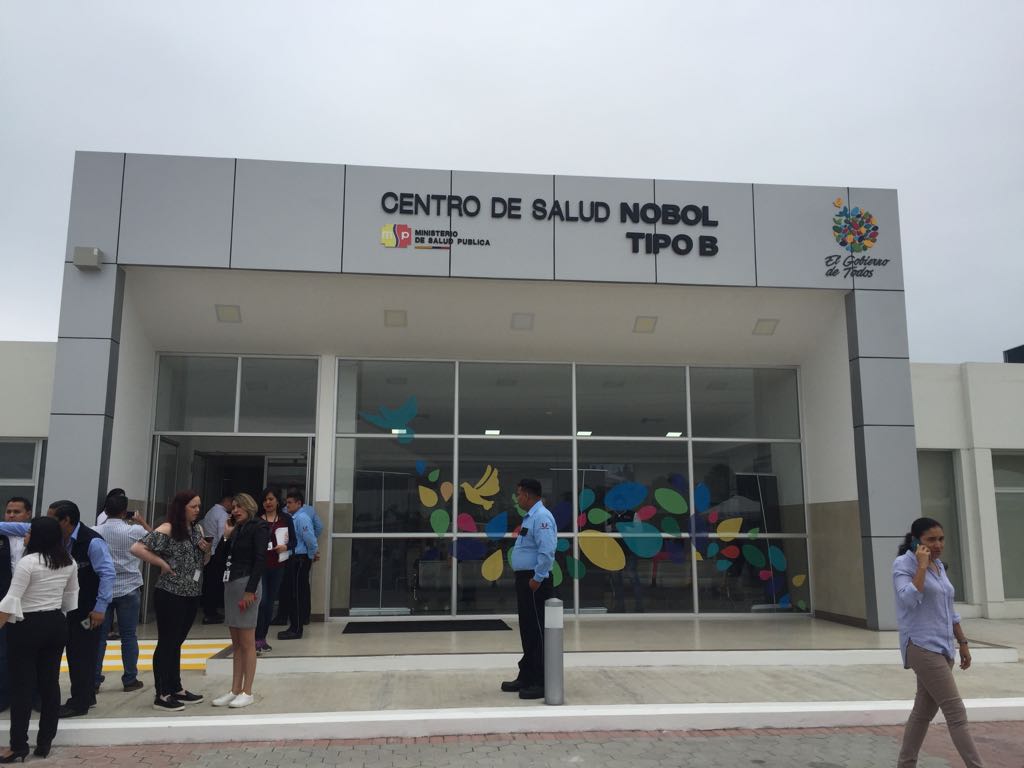 SECOB_Ec's tweet photo. El moderno Centro de Salud Tipo B de Nobol, beneficia a cerca de 120 mil  habitantes de la parroquia Narcisa de Jesús. La ejecución de esta obra fortalece el sistema de Salud Pública de la provincia de Guayas. #SaludParaNobol @Presidencia_Ec @Lenin https://t.co/az4ZRTqeKP