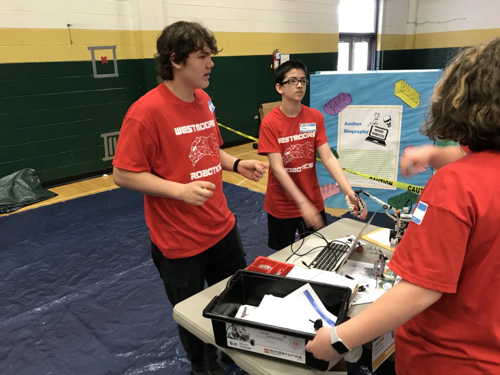TimLocklair's tweet photo. Exciting to see our students collaborating, communicating, thinking creatively and critically @MooreSchools Middle School Robotics competition! #ncrobotics #4Cs https://t.co/GbkfDUuRlB