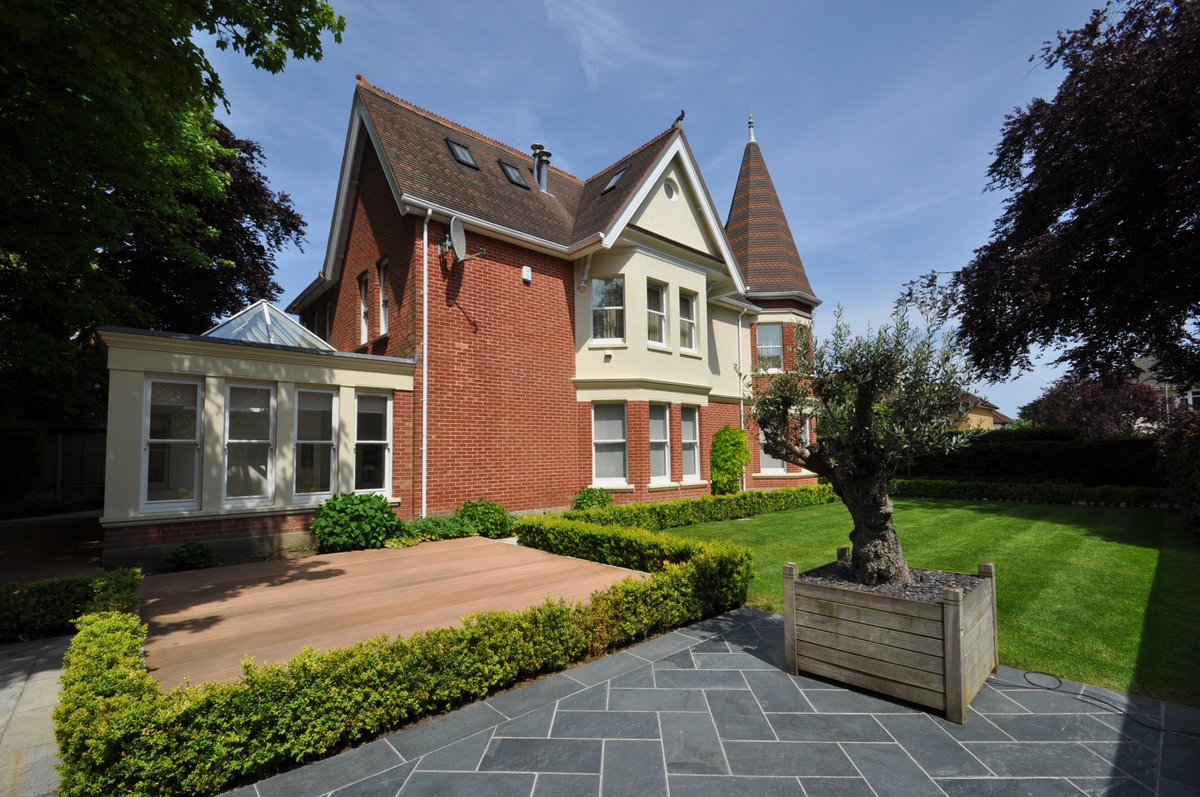 clearwater_co's tweet photo. £5,250PCM CALL US TO ARRANGE A VIEWING!!!!  01202 7383388 WE ARE OFFERING 25% OFF AGENCY FEES https://t.co/FPkj5cRV2X