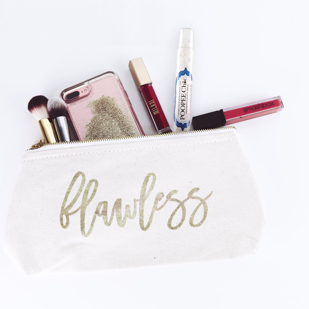 PoopeeChic's tweet image. Going out this weekend? Don't forget your little #PoopeeChic #pursesize #toiletspray to make sure that your smelly secrets are safe where ever you «Go»!